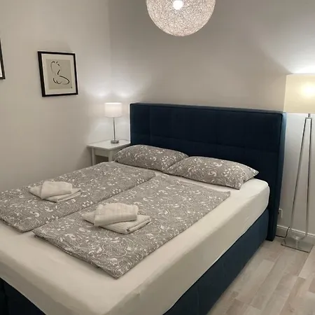 Ostseeblick アパート シャルボイツ